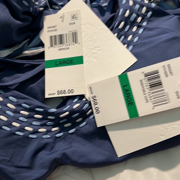 Bikini - Picture 5 of 6